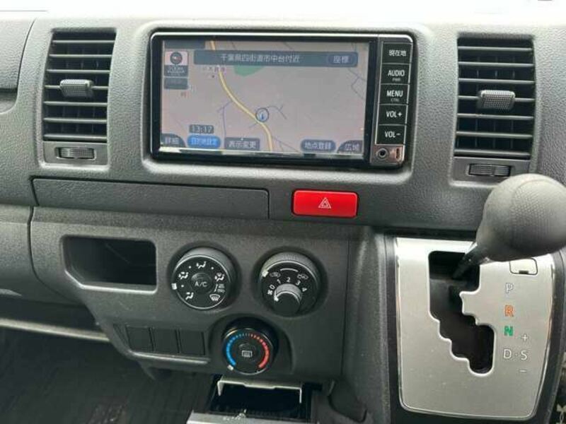 HIACE VAN-18