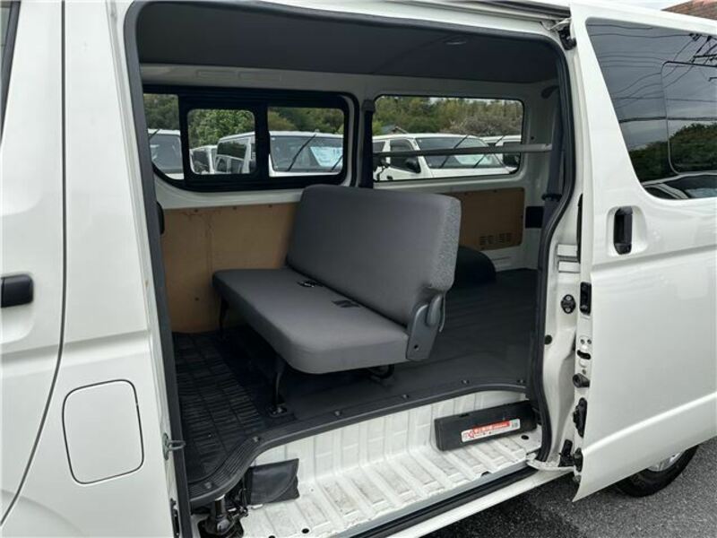 HIACE VAN-24