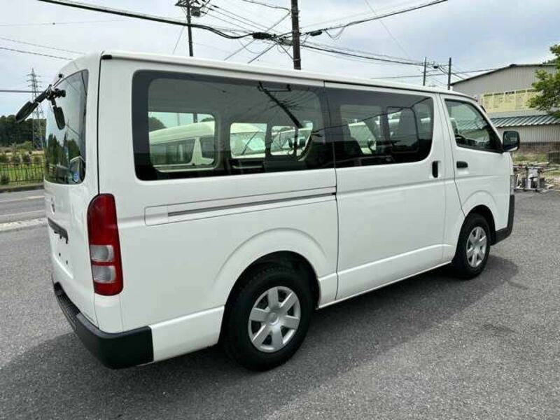 HIACE VAN-6
