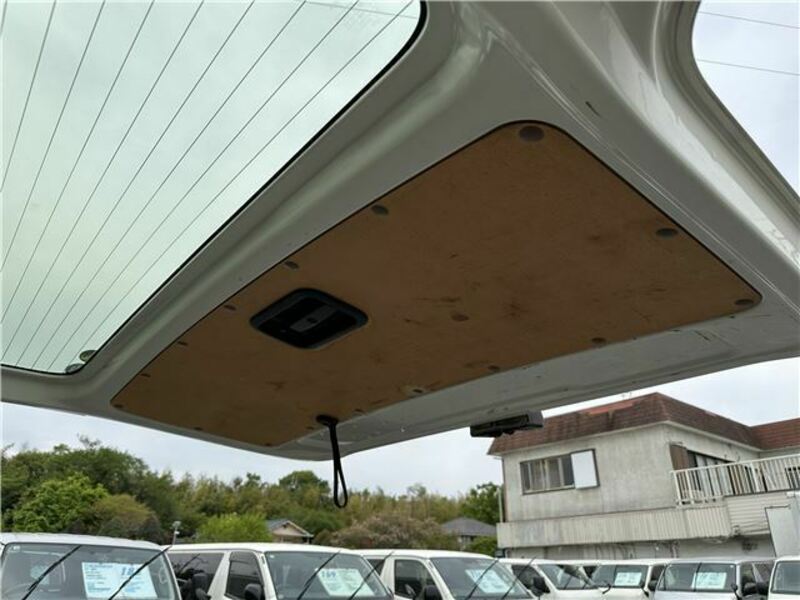 HIACE VAN-26