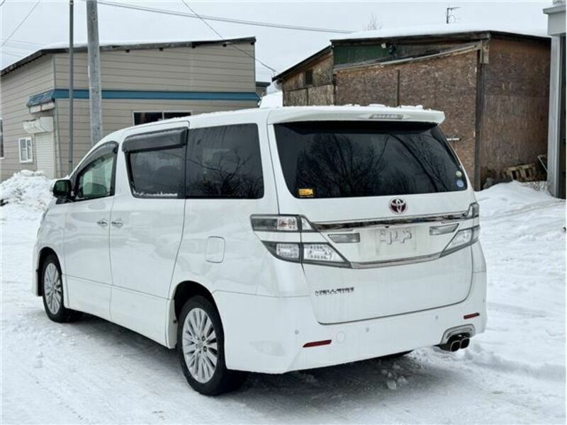 VELLFIRE-6