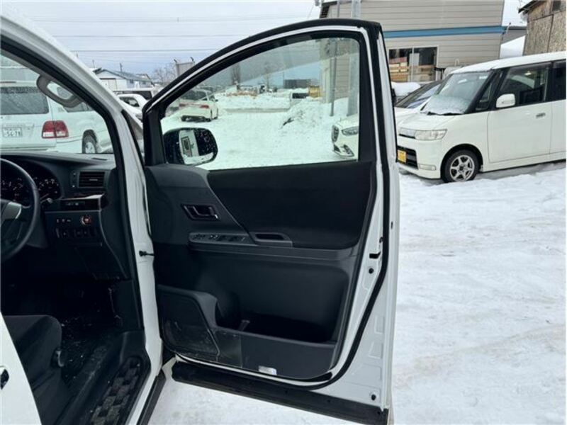VELLFIRE-11