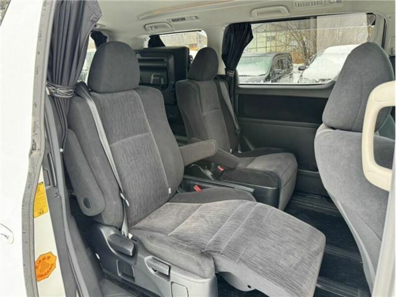 VELLFIRE-12