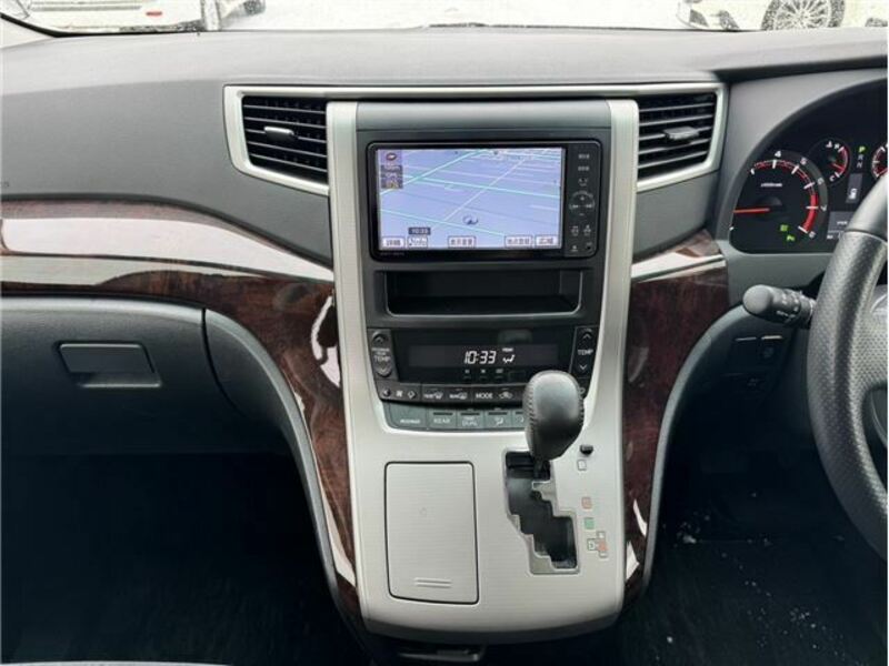 VELLFIRE-28