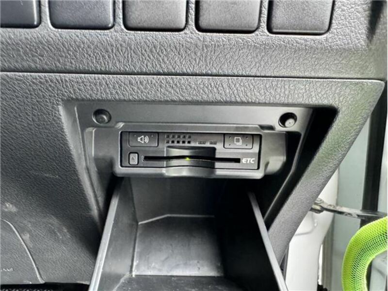 VELLFIRE-31