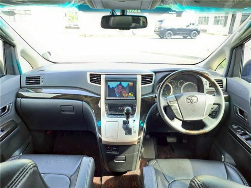 ALPHARD-8