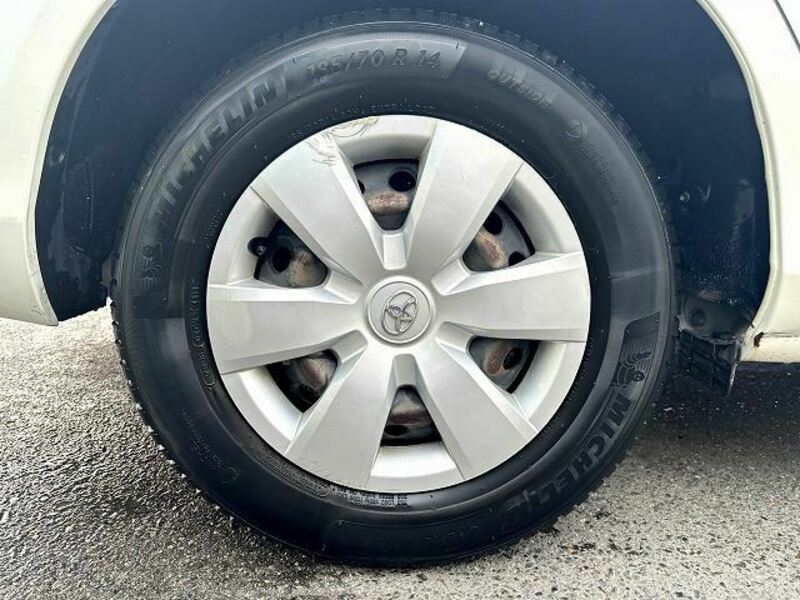COROLLA AXIO-39