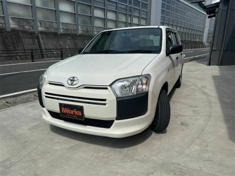 TOYOTA　PROBOX