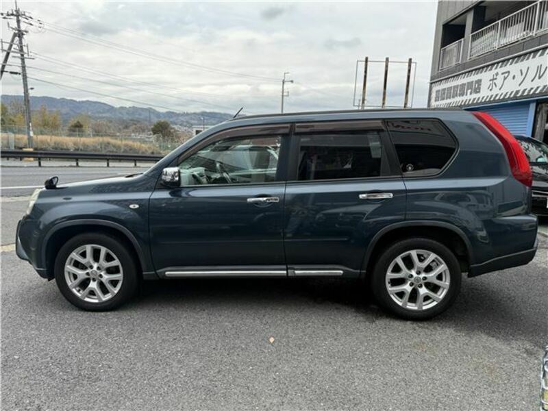 X-TRAIL-10