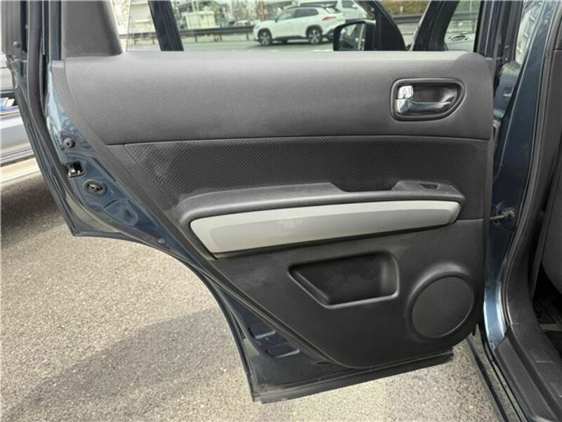 X-TRAIL-33
