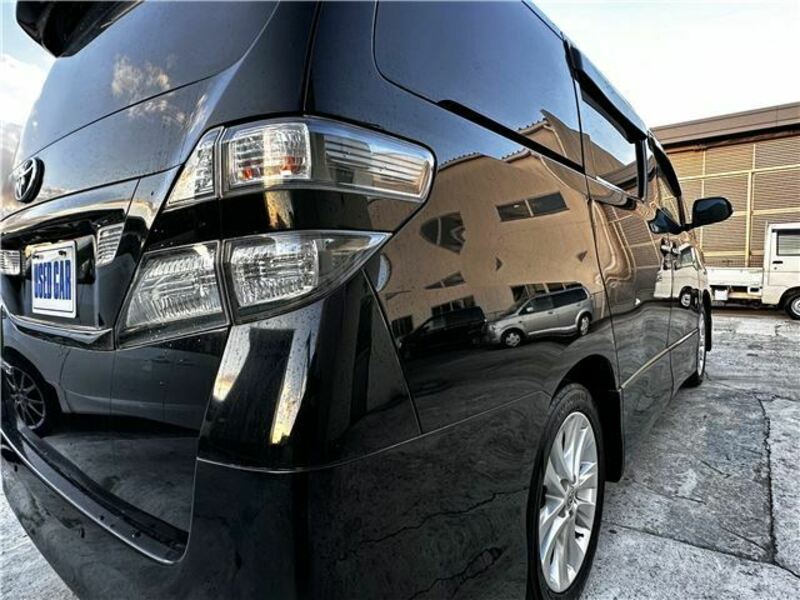 VELLFIRE-36