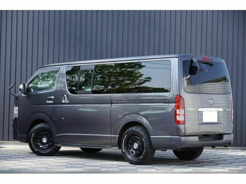 HIACE VAN-1