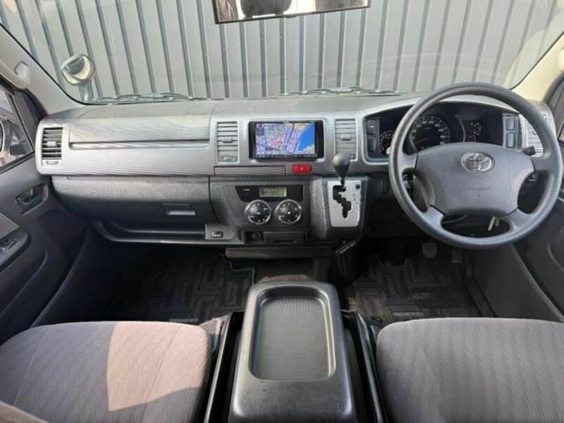 HIACE VAN-2