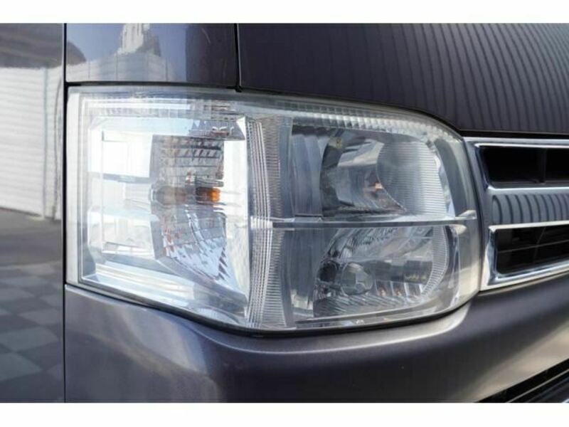 HIACE VAN-7