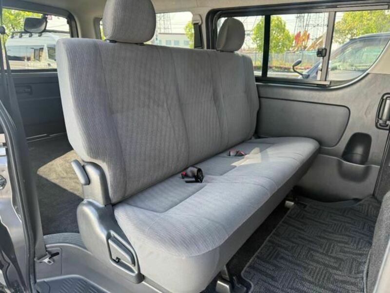 HIACE VAN-31