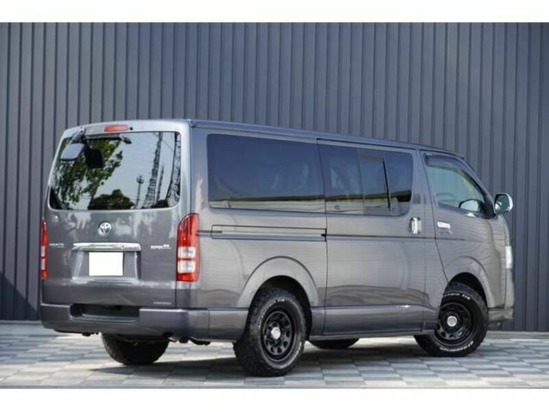 HIACE VAN-48