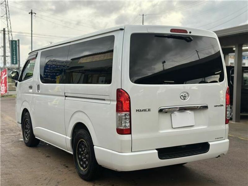HIACE-1