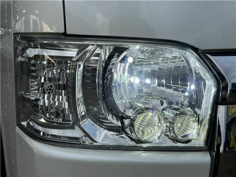 HIACE-9