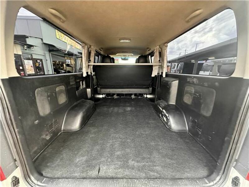 HIACE-15