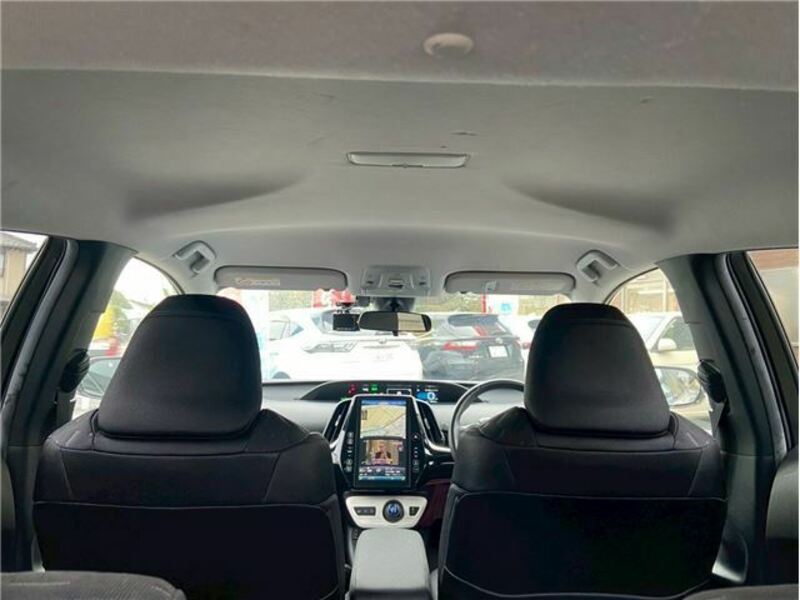 PRIUS PHV-8