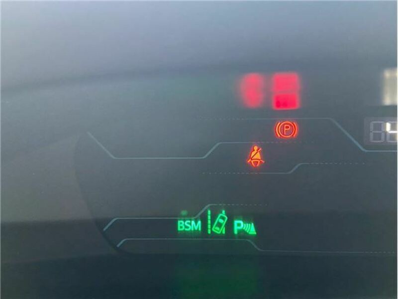 PRIUS PHV-16