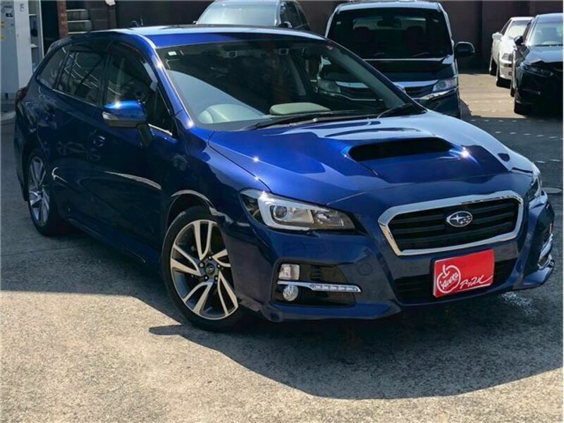 SUBARU　LEVORG