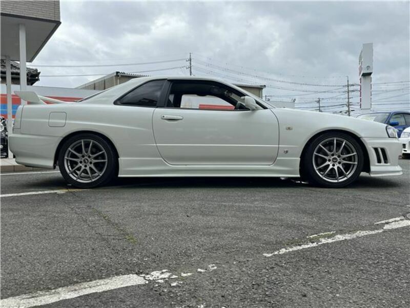 SKYLINE-2