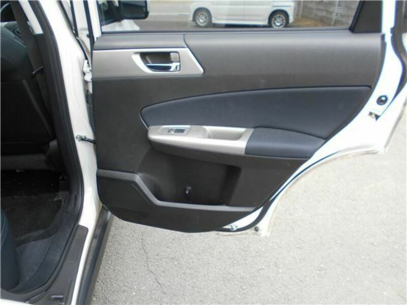 FORESTER-12