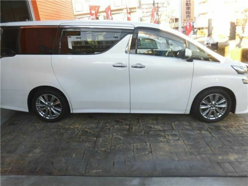 VELLFIRE-1