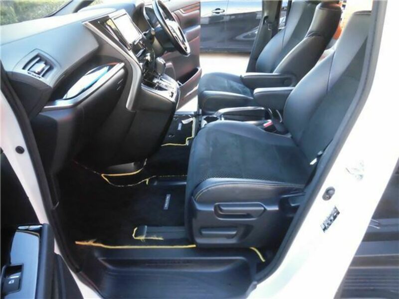 VELLFIRE-23