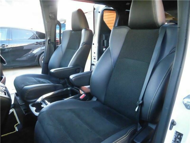 VELLFIRE-24