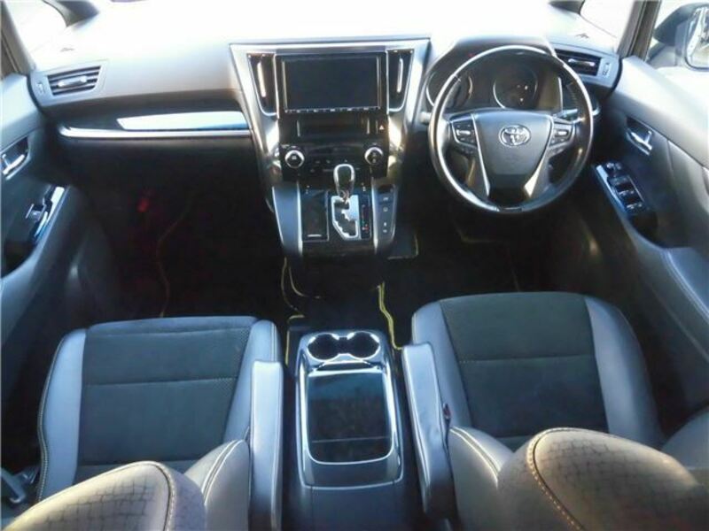 VELLFIRE-36