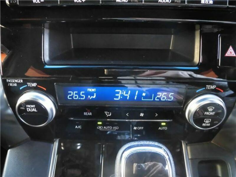 VELLFIRE-49