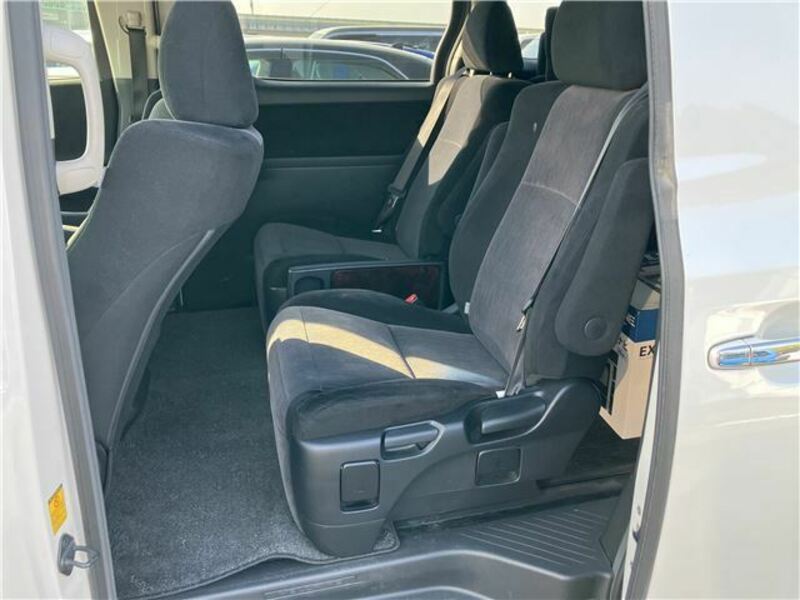 VELLFIRE-6