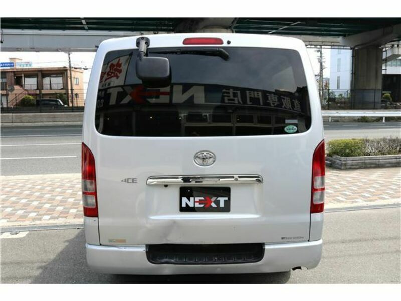 HIACE-4