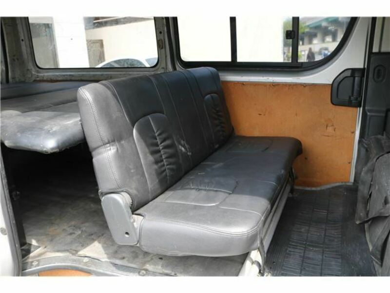 HIACE-10