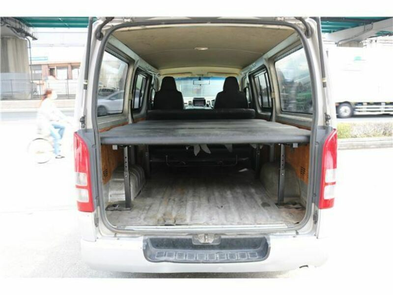 HIACE-21