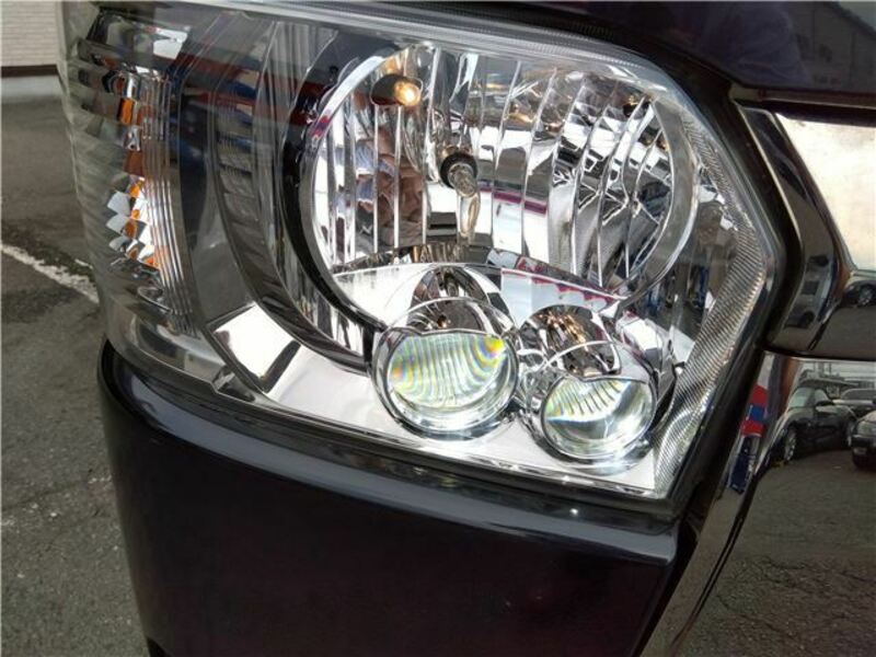 HIACE VAN-8