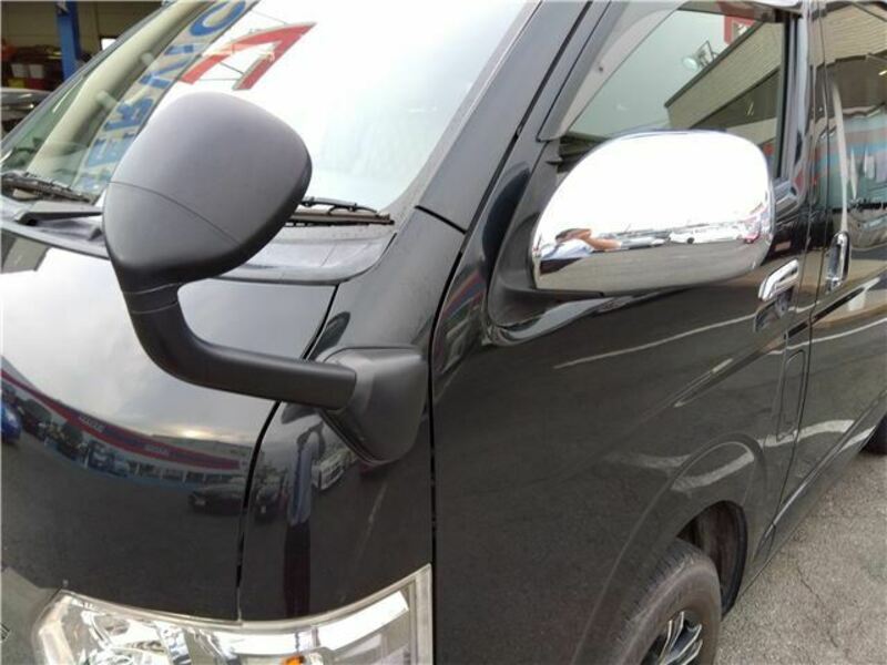 HIACE VAN-13