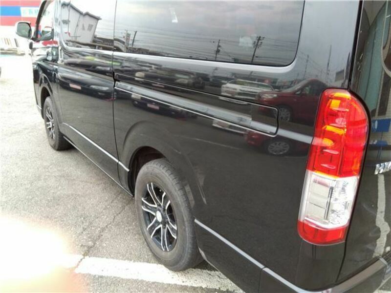 HIACE VAN-17