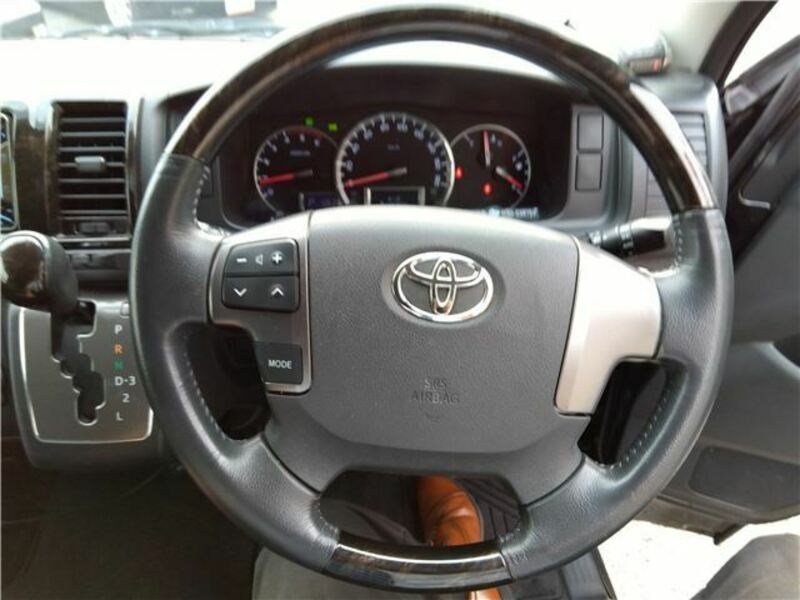 HIACE VAN-27