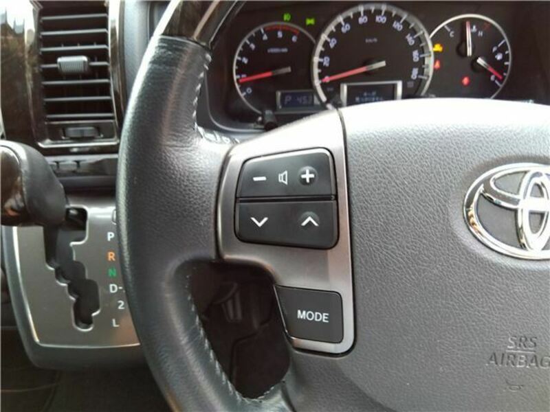 HIACE VAN-28