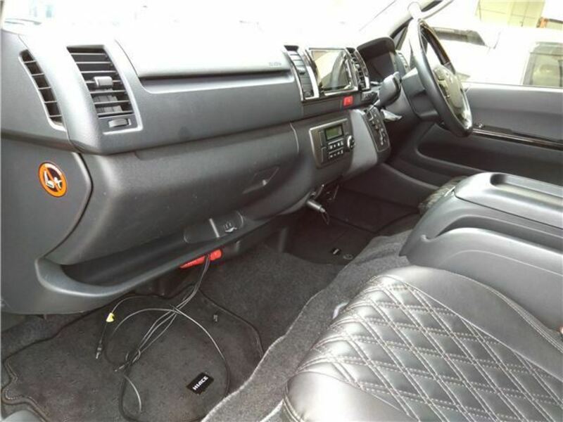 HIACE VAN-41