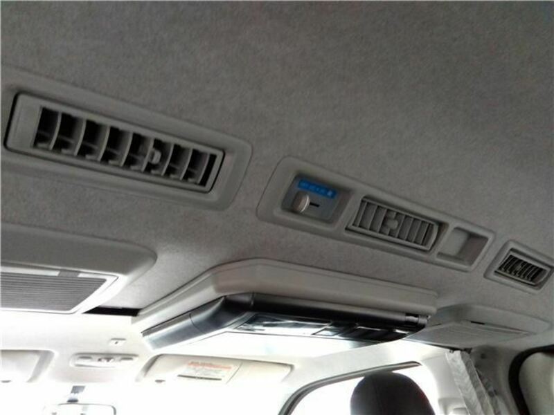 HIACE VAN-44