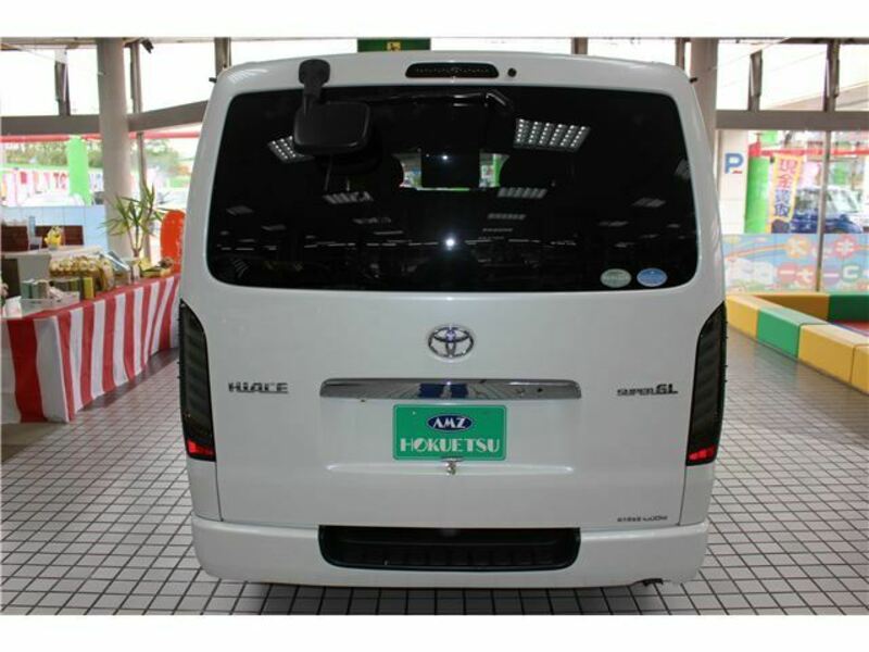 HIACE-7