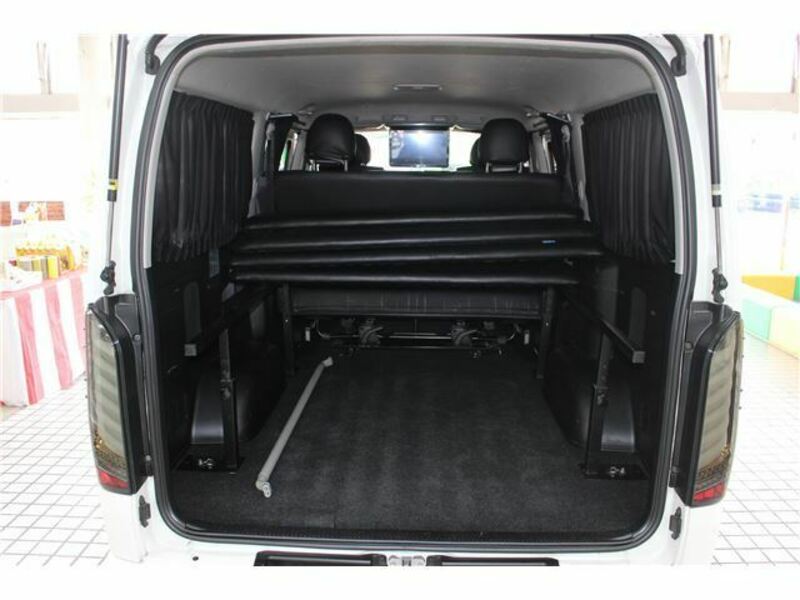 HIACE-17