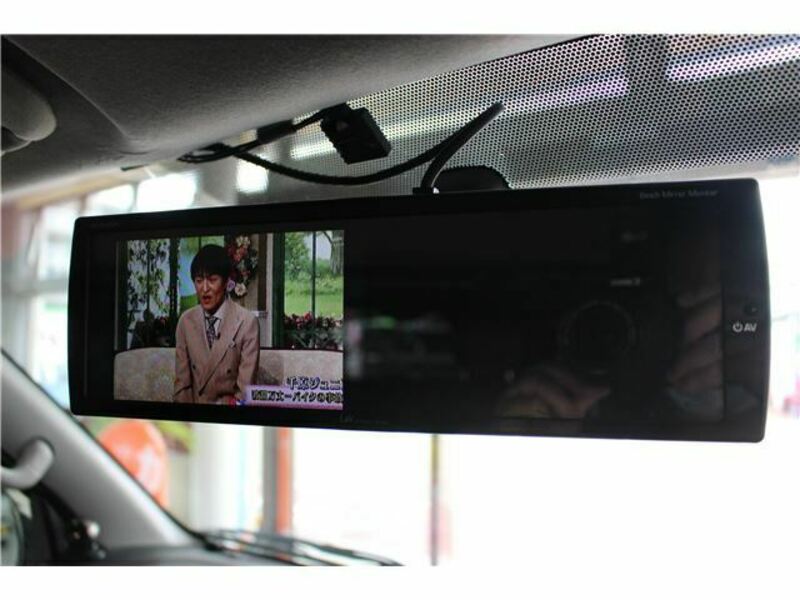 HIACE-26