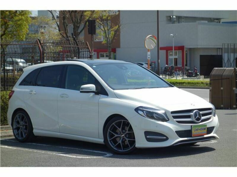 MERCEDES-BENZ　B-CLASS