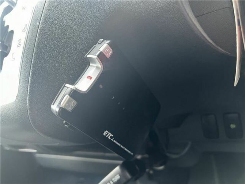 HIACE-9