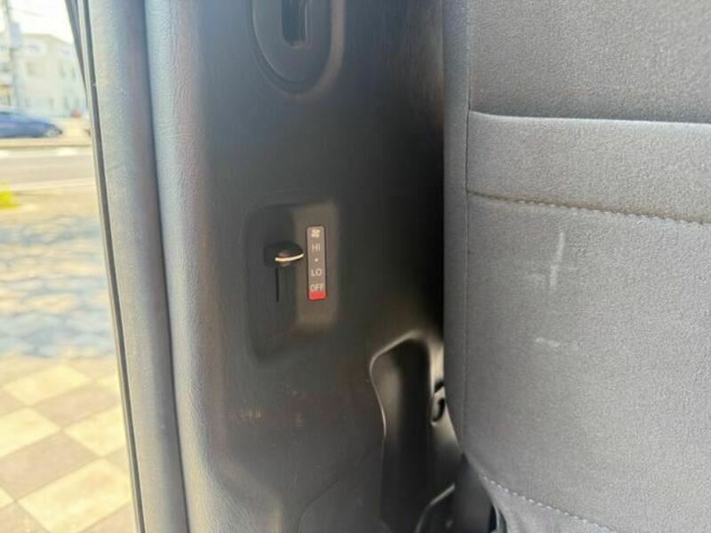 HIACE VAN-18